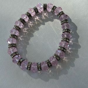 Stretchy pink bracelet